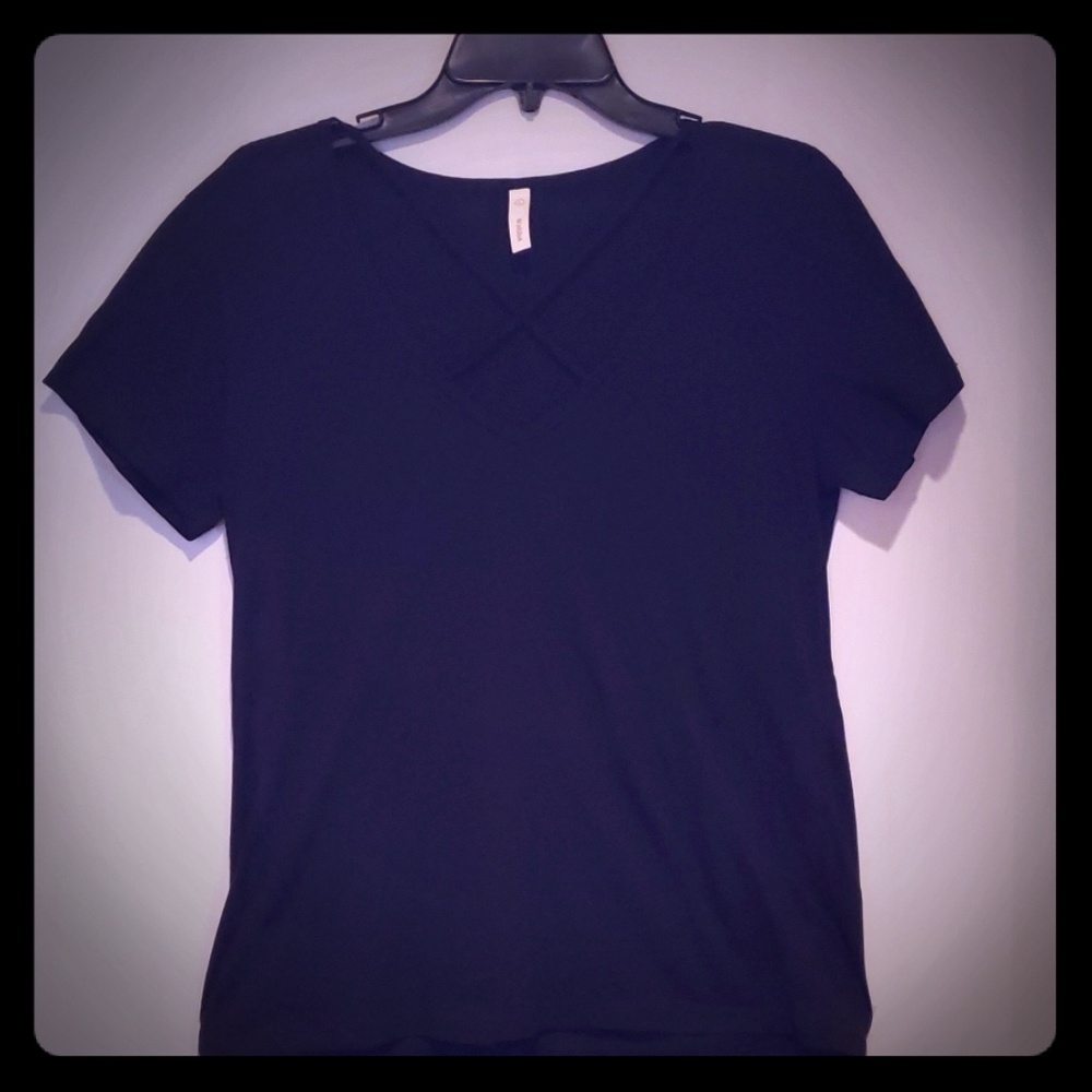 Wishlist black top